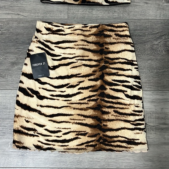 Matching set - Picture 3 of 6